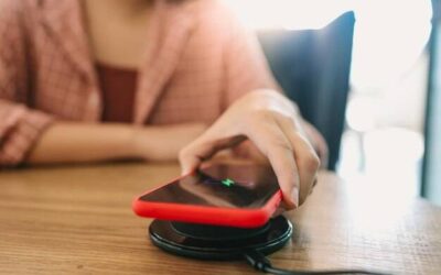 Jak najlepiej ładować nowy telefon, by cieszyć się dłuższą żywotnością baterii?