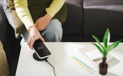 Czy można używać telefonu podczas ładowania?