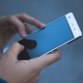 Jak wysuszyć telefon z wody domowymi sposobami?