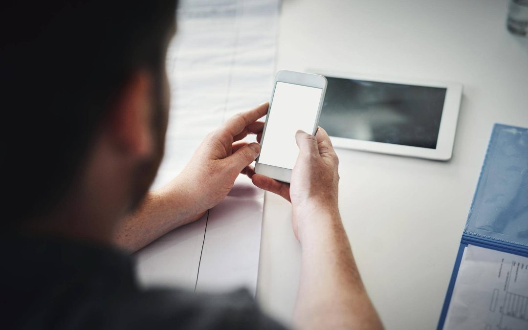 Jak sprawdzić jaki się ma telefon i jakie informacje można z niego odczytać?